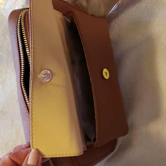 Joy Clean & Chic Saffiano Leather Crossbody Bag Plus Card Case - Picture 4 of 7